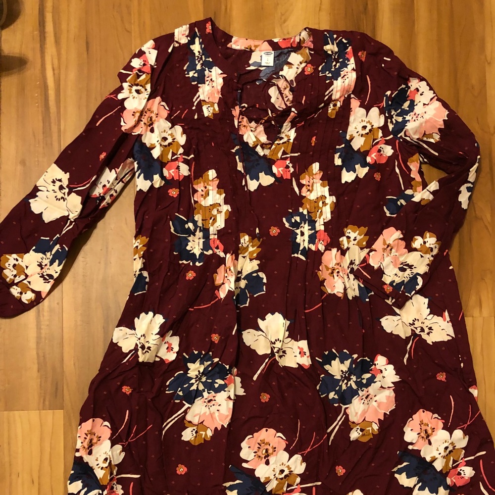 Old Navy Floral Maroon Dress Perfect for Fall!